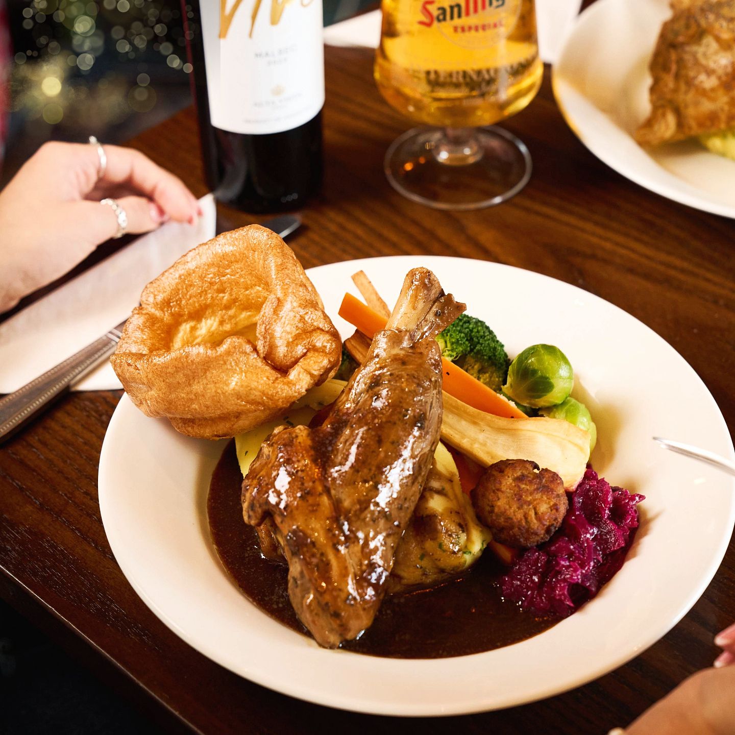 Christmas Day 2025 Lunch, Dinner & Dining at The Hanwell Arms in Banbury